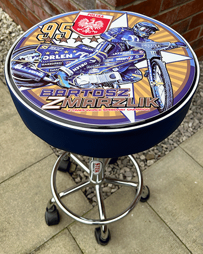 Bartosz Zmarzlik bar stool